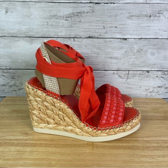 Vince Camuto Women's Brisshel Lace Up Wedge Sandal Size 9 - Picture 1 of 6